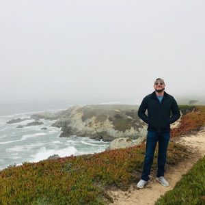 Meet your Posher, Jonathan